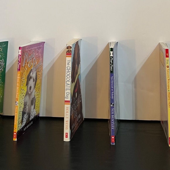 Seven (7) Children's Books - Assorted Titles - Picture 3 of 13